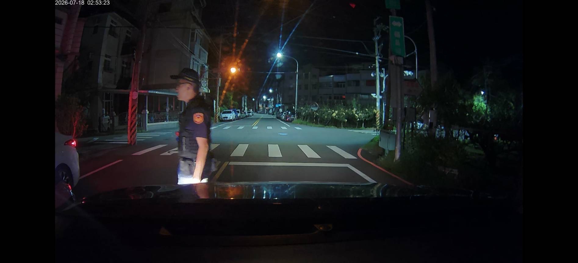 傳訊疑似輕生後失聯　東勢警深夜即刻救援暖心勸慰　成功化解生命危機