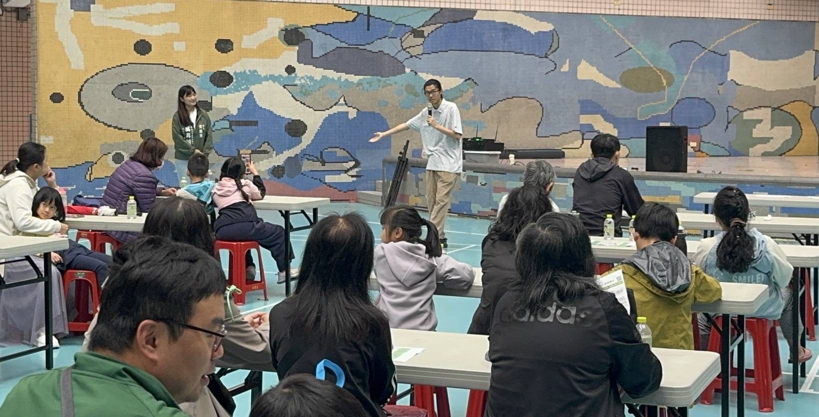 街道醫生X母親節親子手作活動  吳琪銘、吳昇翰爭取樂利國小周邊人行道改善