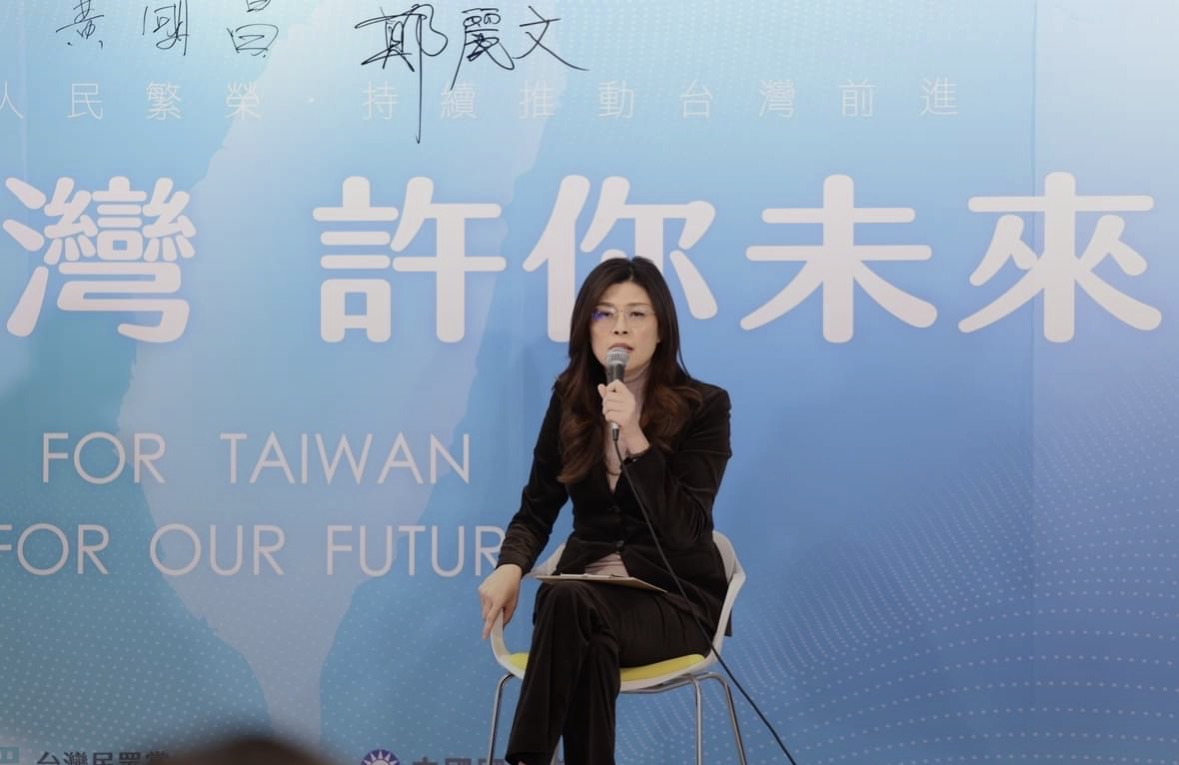 鄭主席強調，馬英九政府八年執政已經證明，只要在「九二共識、反對台獨」的基礎之上，兩岸就能立即恢復和平對話與交流。（圖/謝榮浤翻攝）