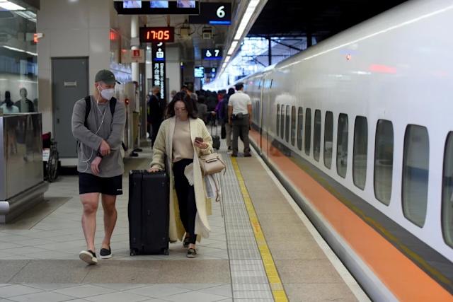 高鐵暑期加班車與優惠專案：政策與民生影響深度解析