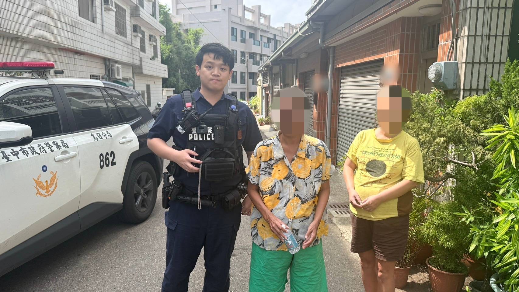 正午烈日下婦人迷途「定格」路中央　暖警善用內部群組神助攻平安返家